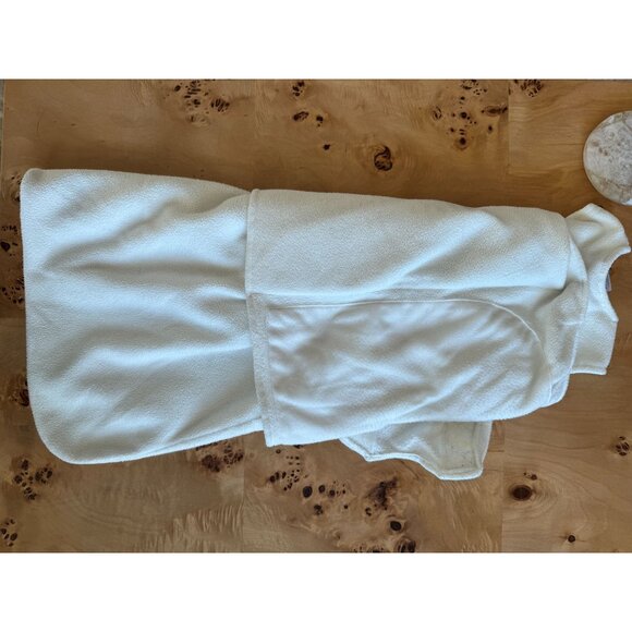 Halo White Plush Blanket Soft Texture - Picture 5 of 6